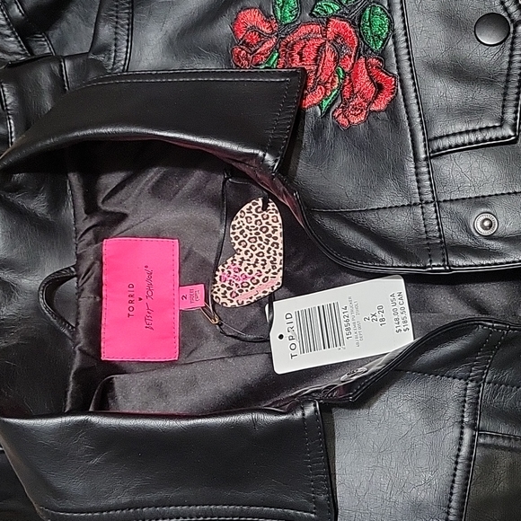 🌹Betsey Johnson Faux Leather Embroidered Jacket - Picture 6 of 8